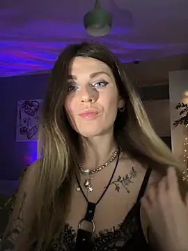 Show modela Rita_Tease na web-kameri