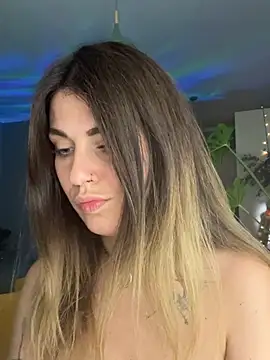 Show modela Rita_Tease na web-kameri