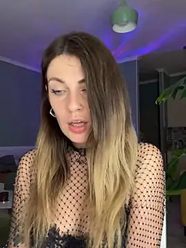 Show modela Rita_Tease na web-kameri