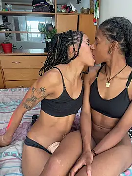 Pokazy przed kamerką – Sun_lynx_Love
