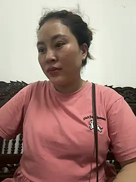 Lina-Naughty Show Webcam