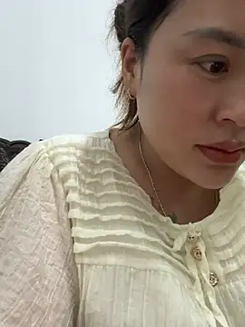 Lina-Naughty Show Webcam