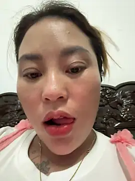 Lina-Naughty 网络视讯表演