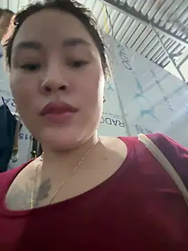 Lina-Naughty 在線直播表演