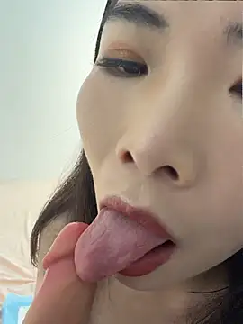 Xiaoyunduo1's Webcam Show