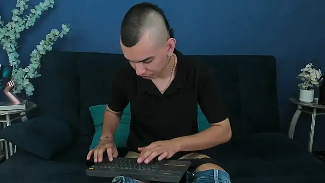Rowan_Cley Webcamshow