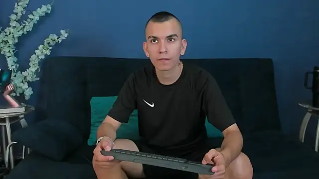 Rowan_Cley webcam show
