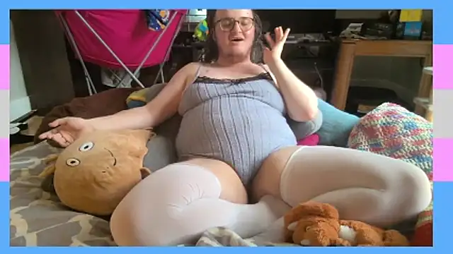 knottyn3bulara Show in webcam