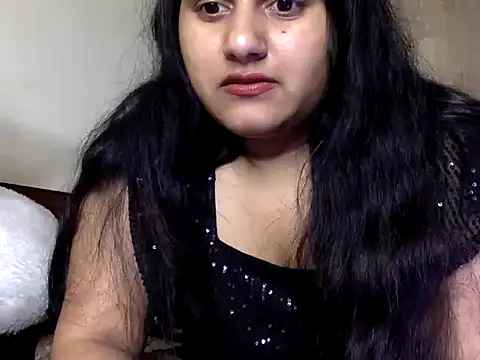 צ'אט XXX בשידור חי של SHASHATIWARI