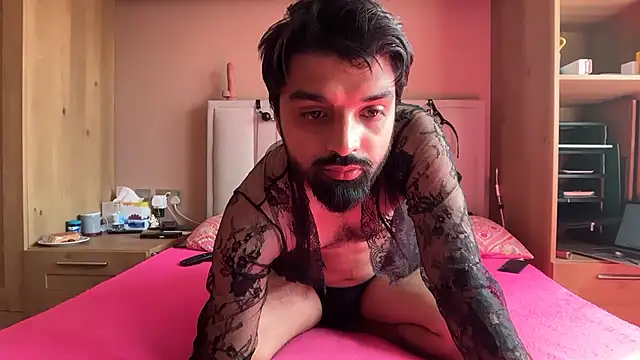 הופעת וובקאם של priyxh