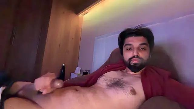 priyxh Show in webcam