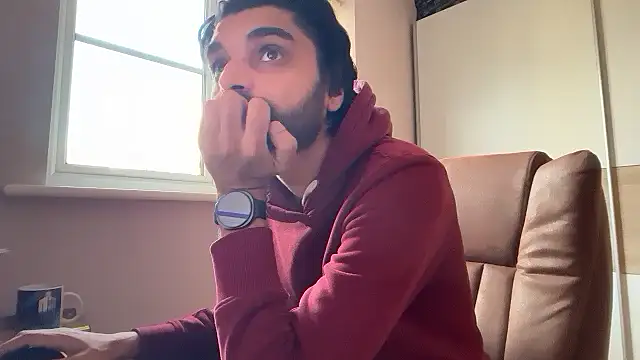 priyxh Show in webcam