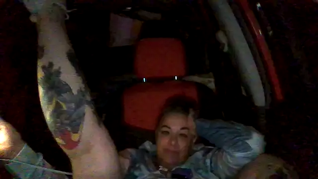 Kitty_bang Show in webcam