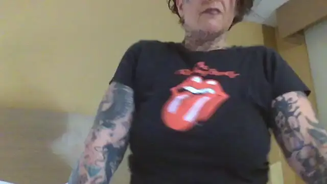 Kitty_bang's Webcam Show