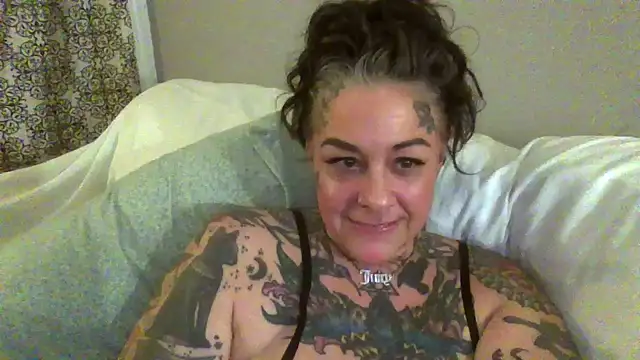 Kitty_bang's Webcam Show