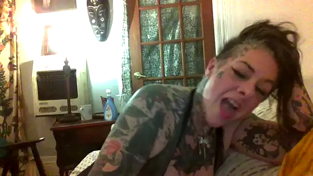 Show de Kitty_bang na webcam