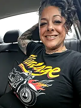 Kitty_bang's Webcam Show