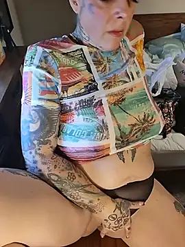 Kitty_bang Show in webcam