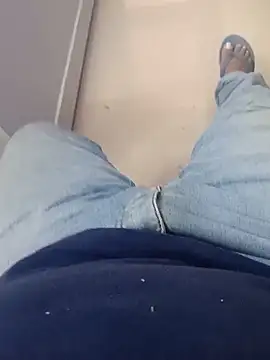 Priyanshu025 在線直播表演