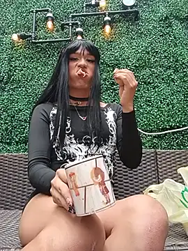 Lilit_doll Webcam-Show