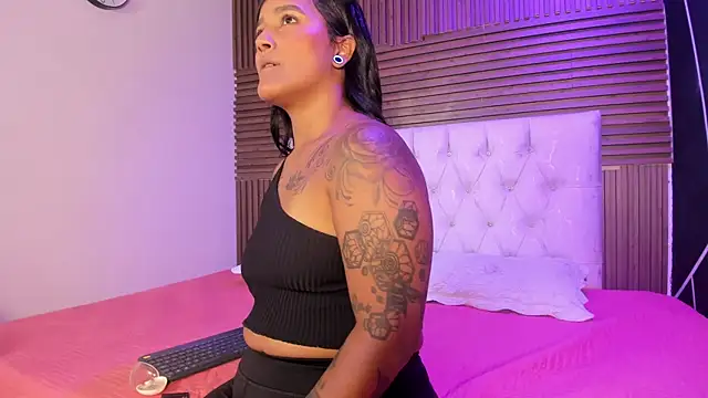 Chat XXX en directo de LexiAdamss