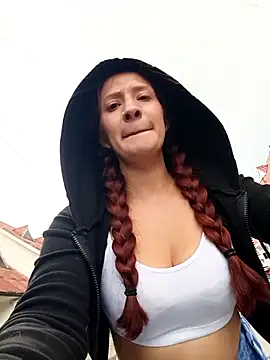 Samyra_Biker12's Webcam Show