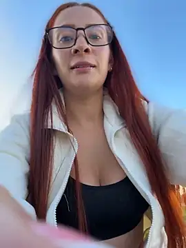 Samyra_Biker12 网络视讯表演