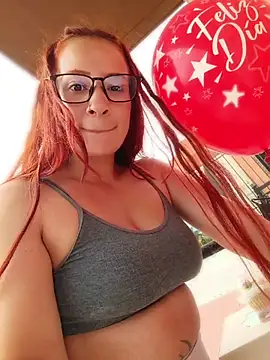 Samyra_Biker12's Webcam Show
