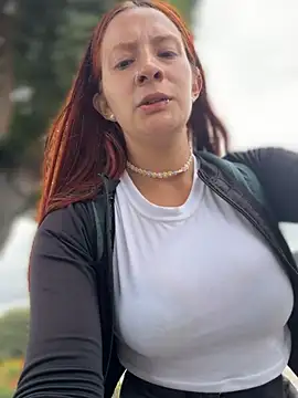 Samyra_Biker12's Webcam Show