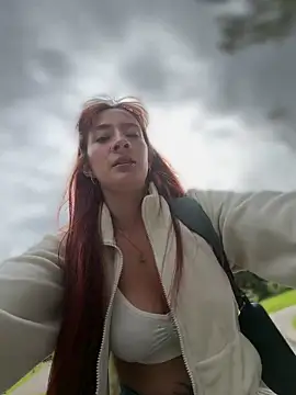 Živý XXX chat Samyra_Biker12