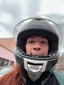عرض كام Samyra_Biker12