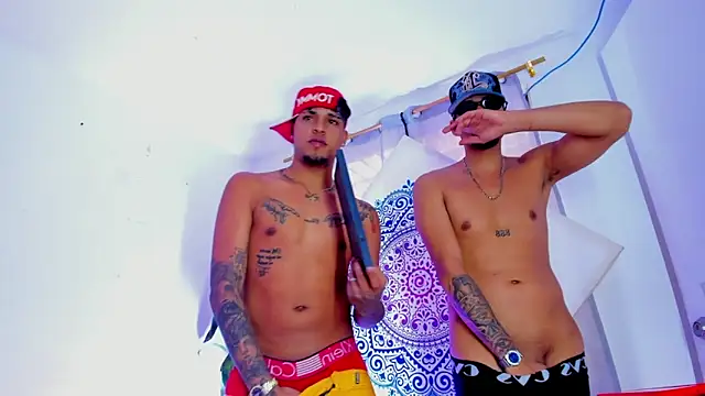 Show Webcam de the_knights_of_the_night_