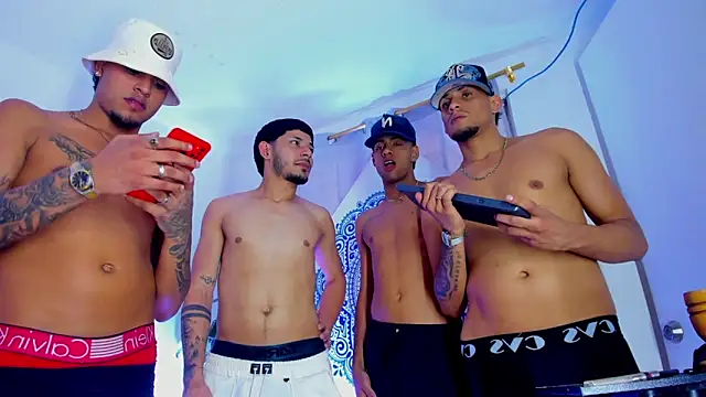 Show webcam de the_knights_of_the_night_