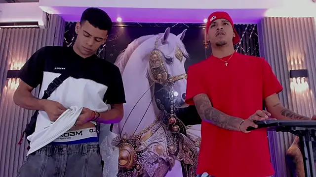 the_knights_of_the_night_ Show in webcam