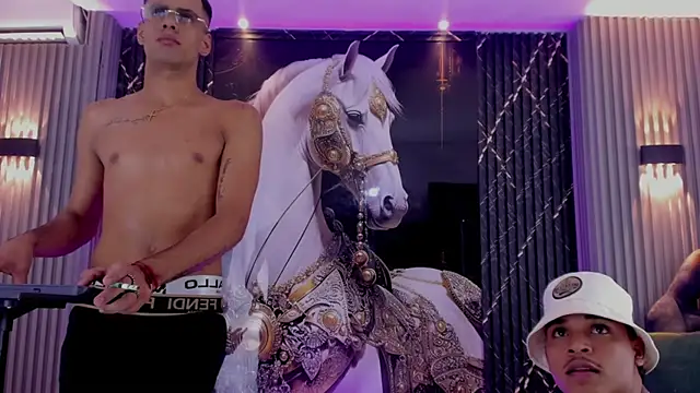 the_knights_of_the_night_ 网络视讯表演