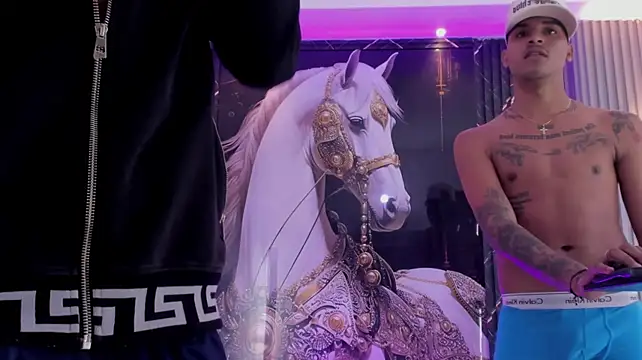 Webkamerová show the_knights_of_the_night_