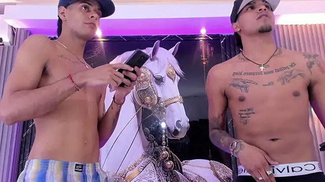 Show de webcam de the_knights_of_the_night_
