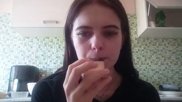Chat XXX en directo de KikiAmino