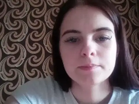 KikiAmino Chat XXX in diretta