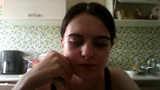 KikiAmino – Live XXX-chat