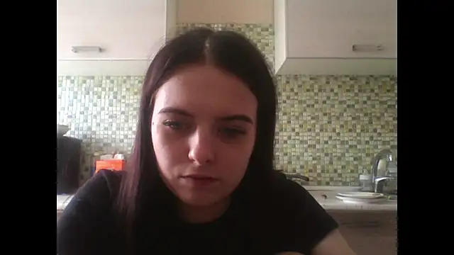KikiAmino Webcam show