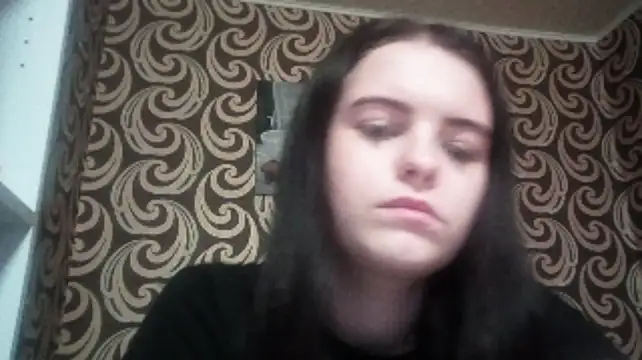 XXX chat uživo modela KikiAmino