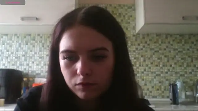 Chat XXX Live KikiAmino