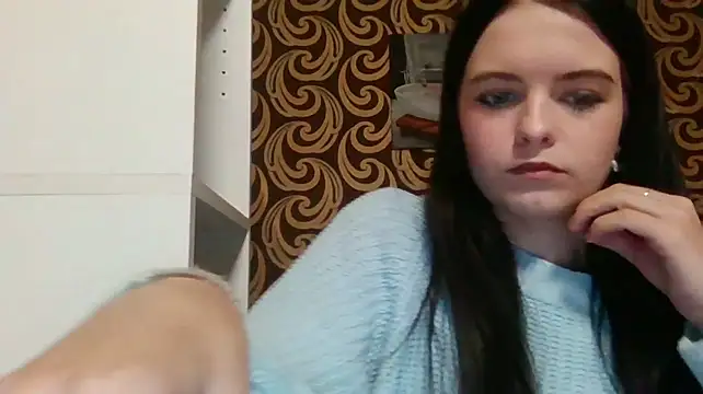 KikiAmino Adlı Modelin Canlı XXX Sohbeti