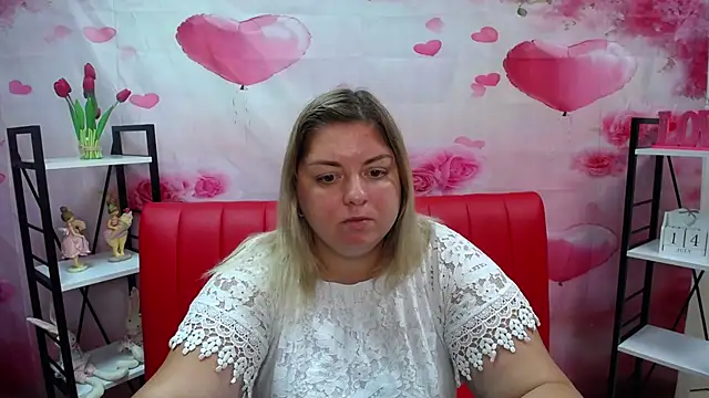 Show de AdelinaMaster na webcam