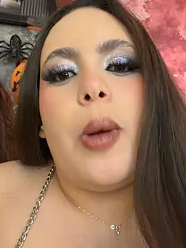 Blair_Curvy Show in webcam