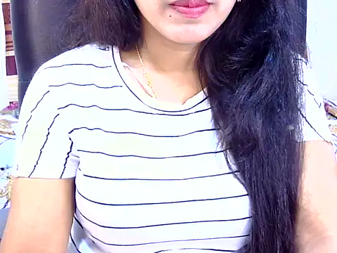 Noor_Zarin ওয়েবক্যাম শো
