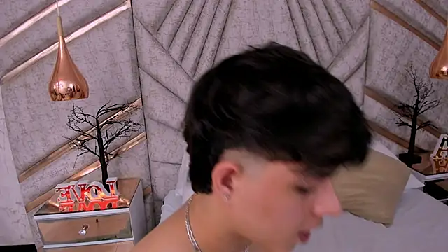 DamiaanXx webcam show