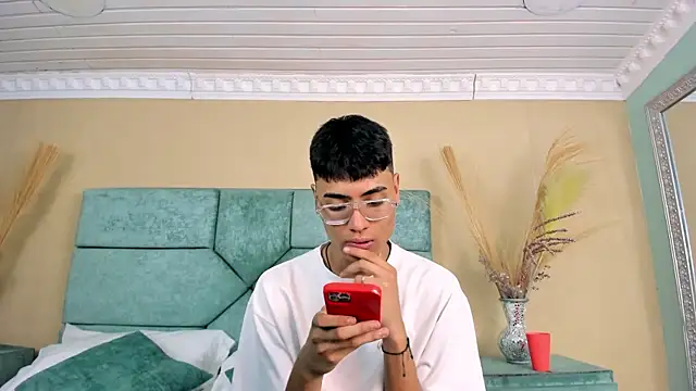 DannTaylor Pertunjukan Webcam
