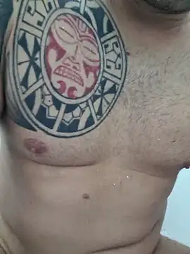 JAPIPARAVOS' Webcam Show